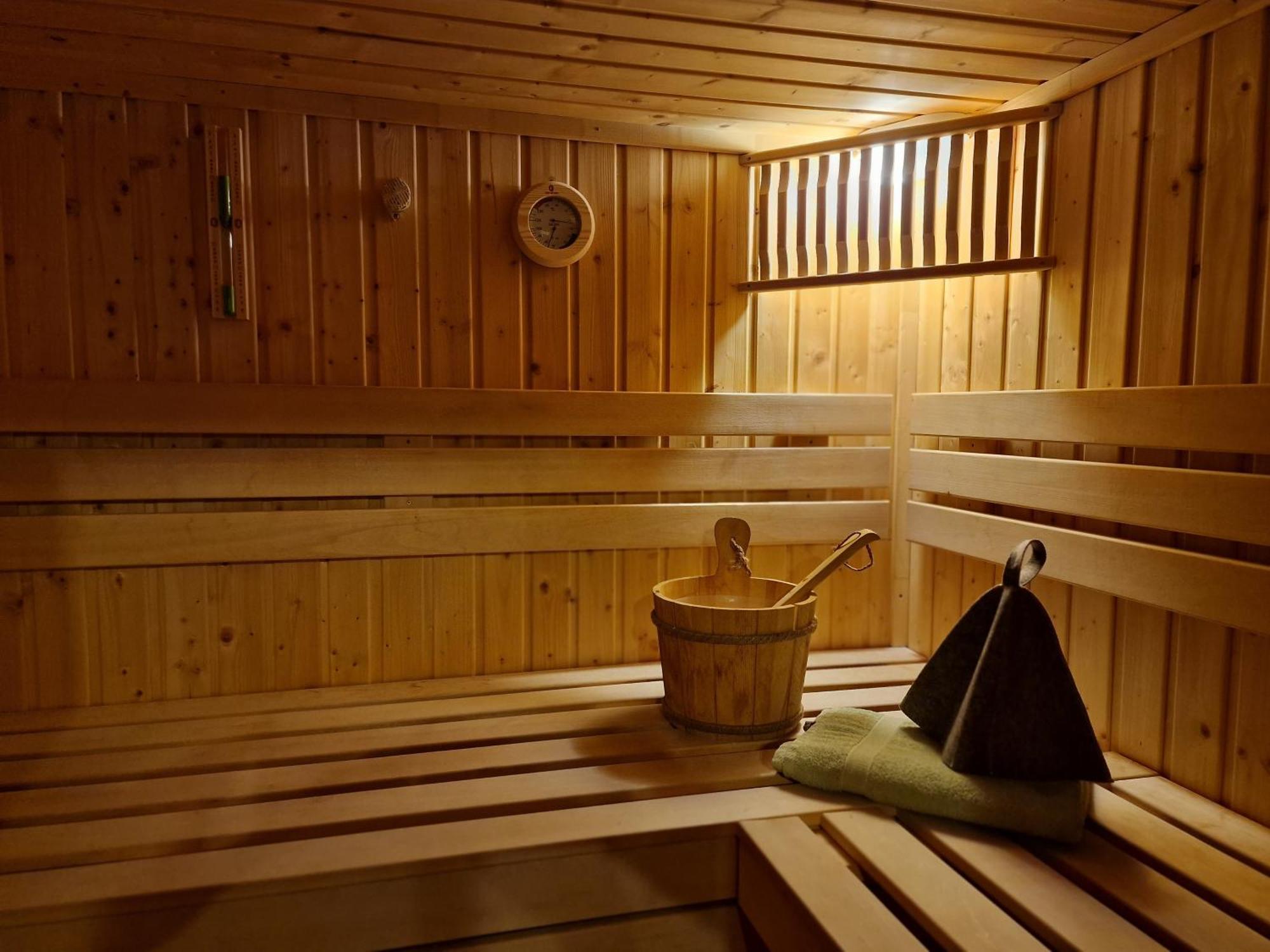 Mountain Peaks Apartment With Sauna กอซด์มาร์ทูลเย็ก ภายนอก รูปภาพ